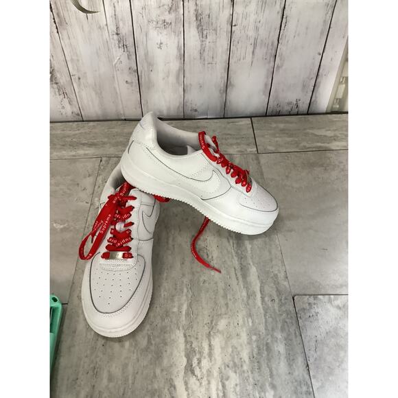 Nike Air Force 1 Supreme White for Women - Picture 1 of 5